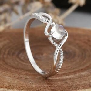 Round Cut Moonstone Ring Female Jewelry Delicate Design Size 7